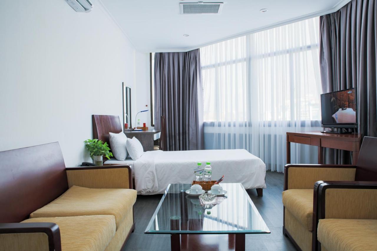 Vung Tau P&T Hotel מראה חיצוני תמונה