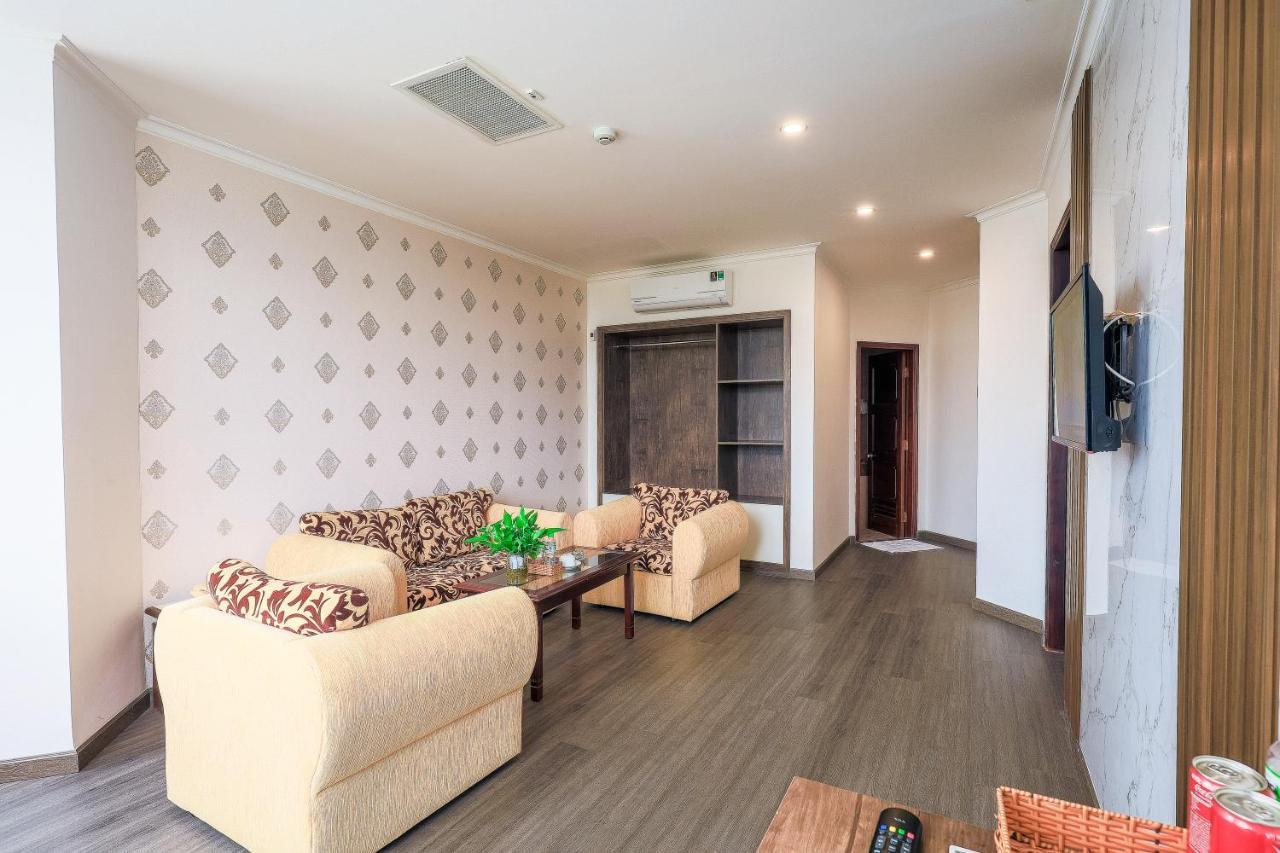 Vung Tau P&T Hotel מראה חיצוני תמונה