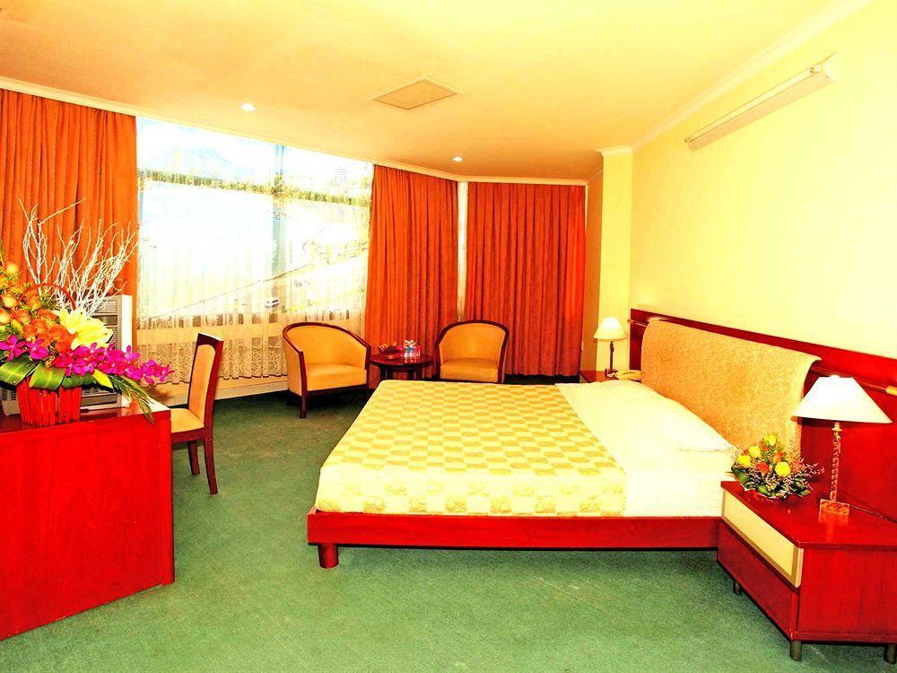 Vung Tau P&T Hotel מראה חיצוני תמונה